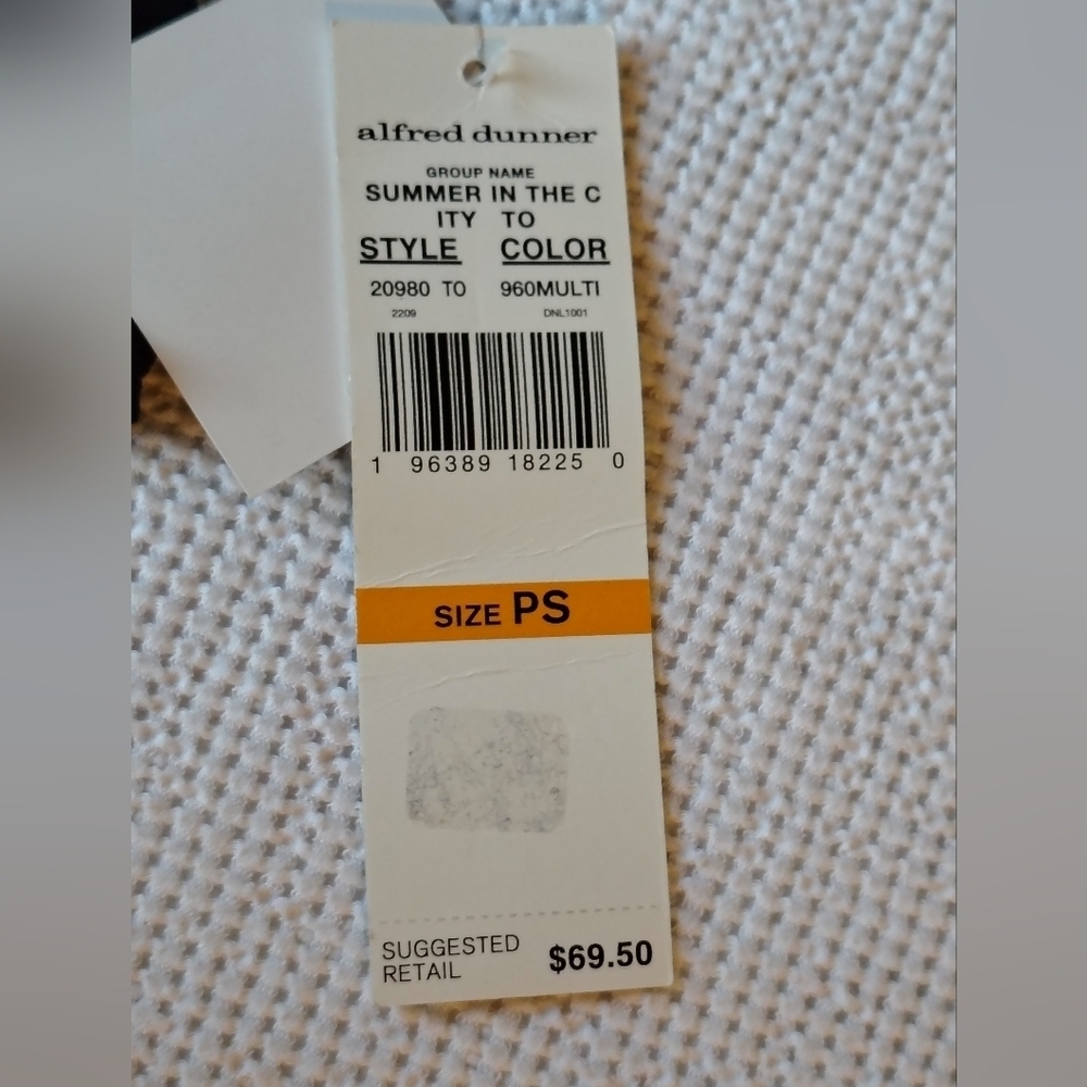 Alfred Dunner Black and White Knit Top Size PS - Picture 5 of 5